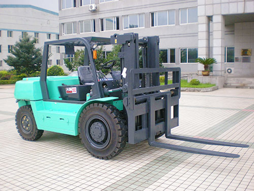 10個(gè)可以有效降低叉車(chē)使用成本的方法