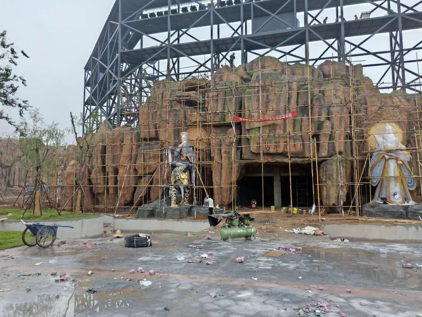 ���Ļ��@���}���b